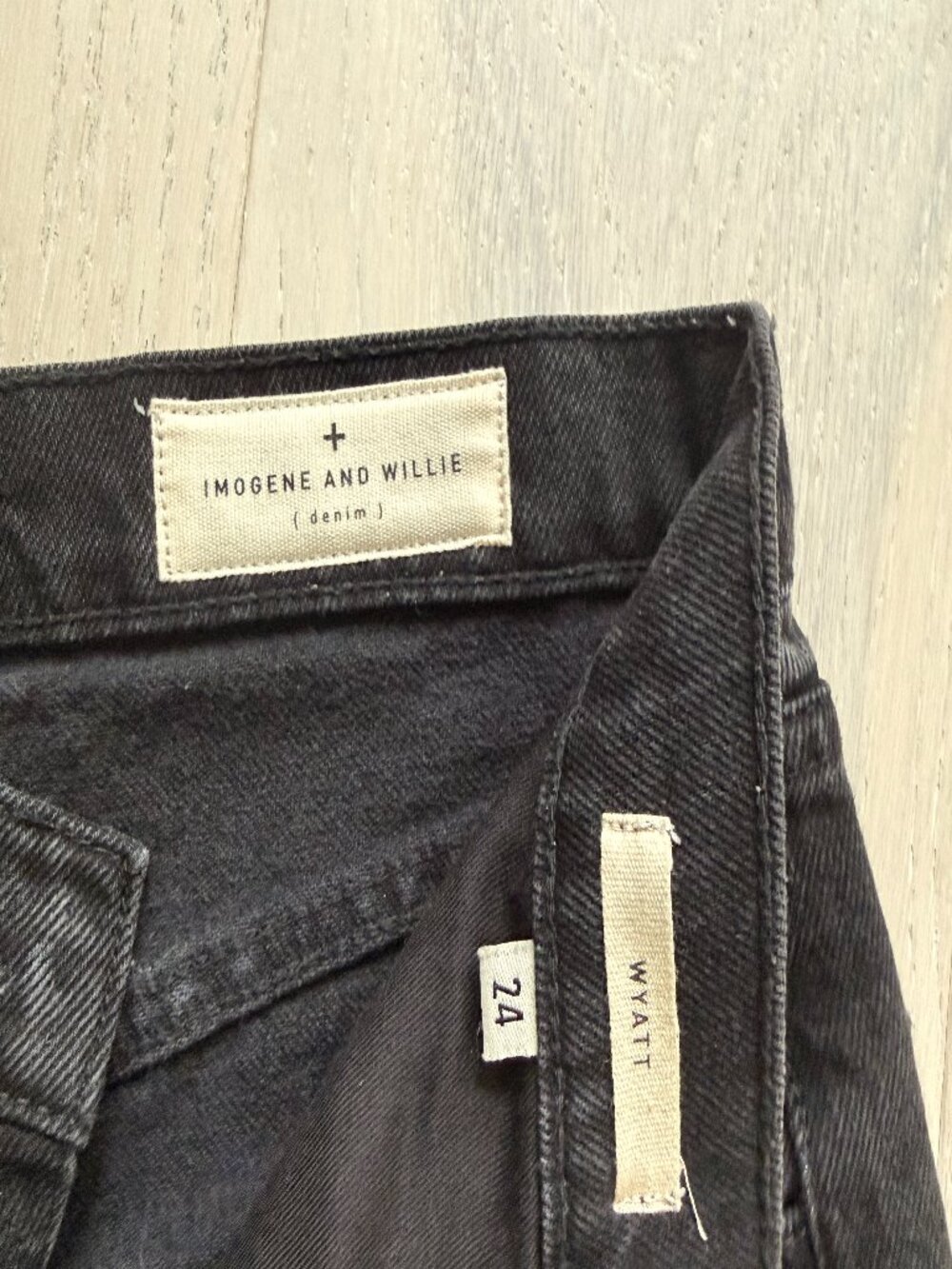Imogene and Willie, size 24, color: black selvage